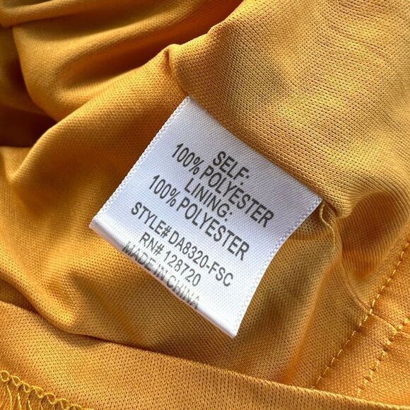 5 for $45 Miami Dress Floral Women Size M Yellow - Picture 7 of 7